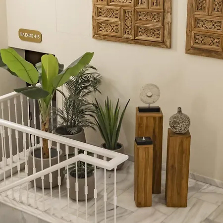 Ola Living Diagonal Guest house *